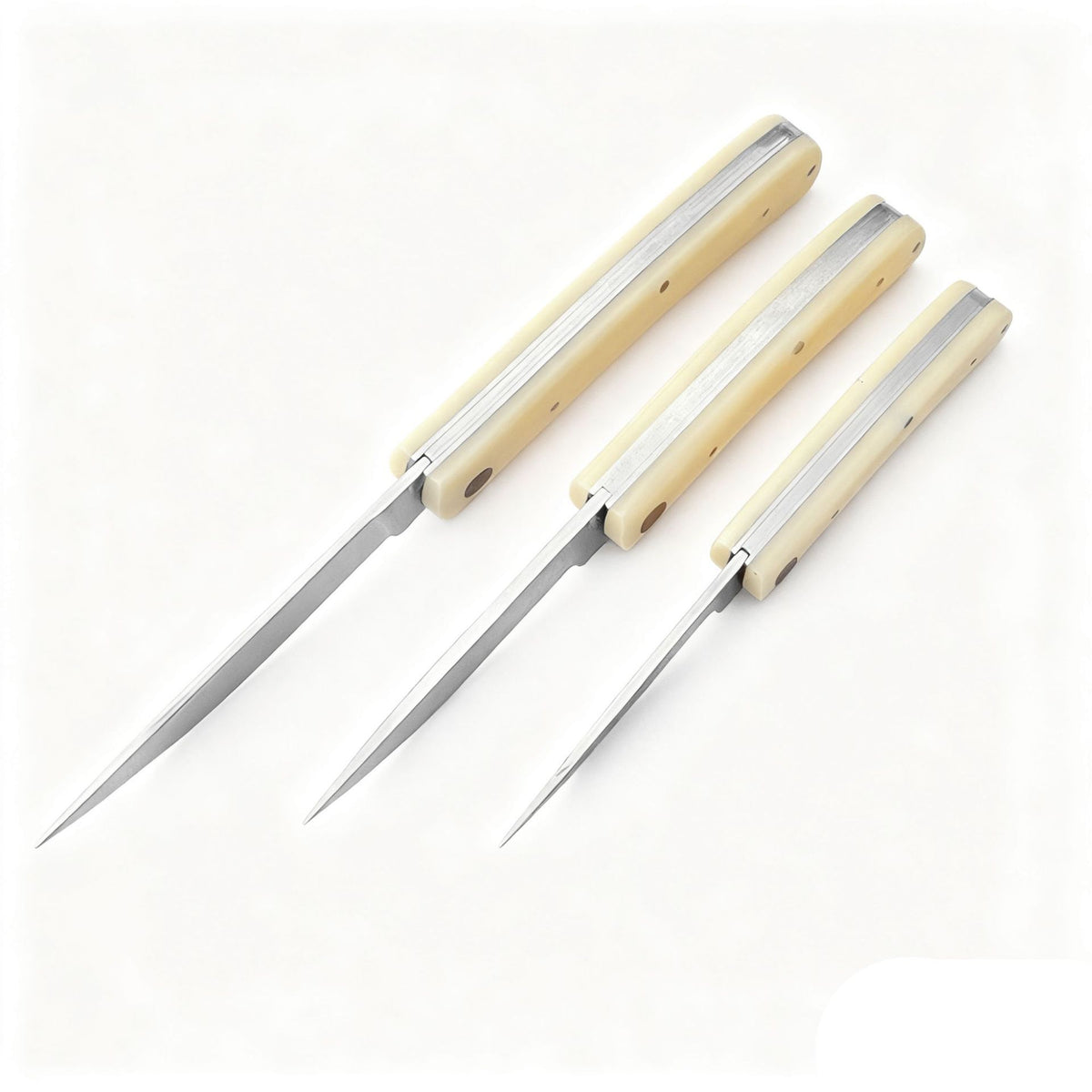 440C Stainless Steel Folding Knife  Acrylic Handle | 7cm Blade | 60° Tip | 80cm Length | Resealable Bag Packaging